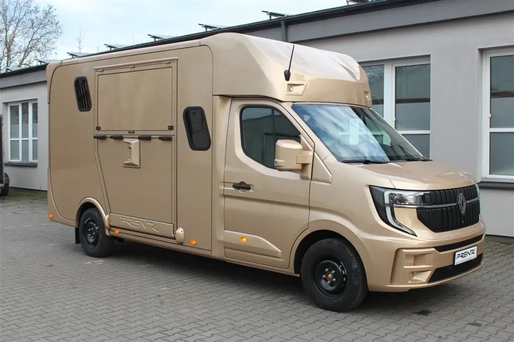 Renault Master dubbele cabine paardenwagen